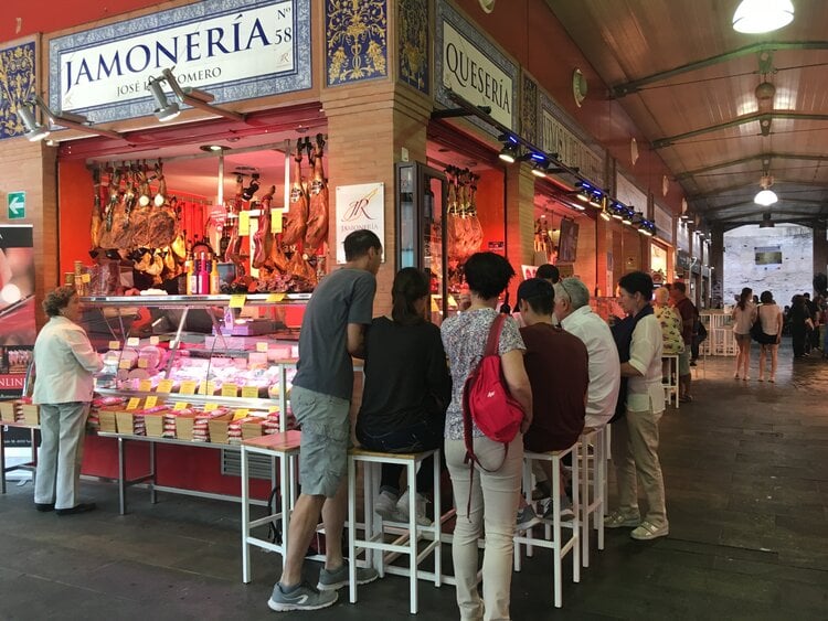 <span>Stop in for tapas at the historic Mercado de San Miguel. This market started over 100 years ago; today it offers a bounty of 21st century Spanish gastronomy, including fresh foods, tapas, takeaway, and gourmet groceries and products of all kinds. Also great for people watching</span>