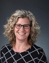 Jenn Engel Headshot