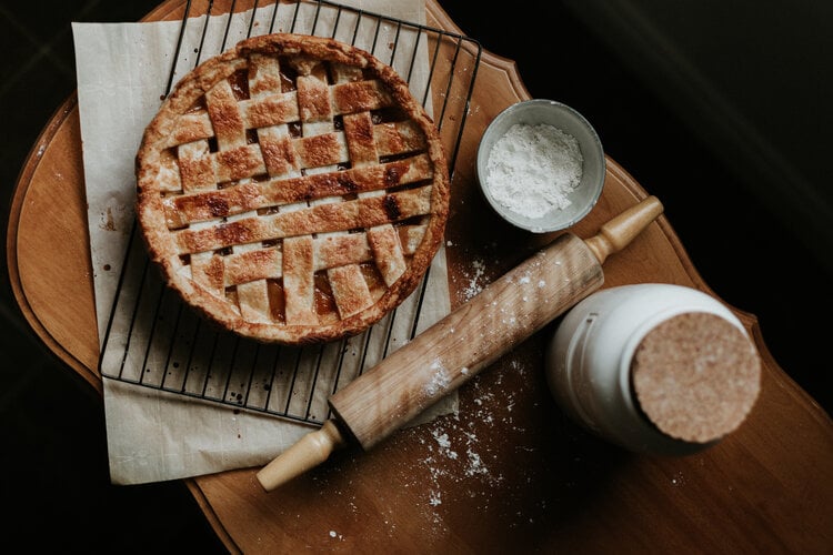 <span>Bake your own </span><em>vlaai</em><span> - this traditional Dutch treat can be filled with custard or fruit</span>