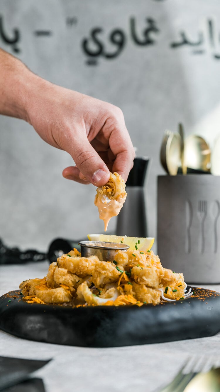 <span>Try a calamari sandwich - battered and fried calamari nestled in Spanish baguette style bread. The best places to find these are in the Plaza Mayor, city center</span>