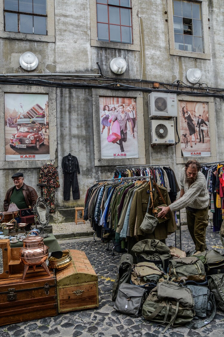 <span>Shop at the oldest and biggest flea market in Rome, where you can find literally EVERYTHING</span>